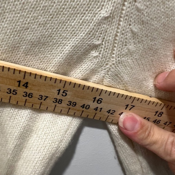 Eric Bompard 100% Pure Cashmere V Neck Button Front Cardigan Cream Size S - Picture 10 of 11